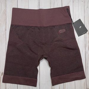 NWT. Pursue Fitness ADAPT seamless shorts.  Size MEDIUM.  Color:  Black Cherry.